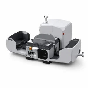 DJI Dock 3 avtomatik dron stansiyasi — oq fon
